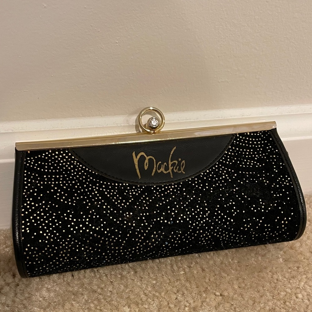 • VINTAGE Bob Mackie Clutch •